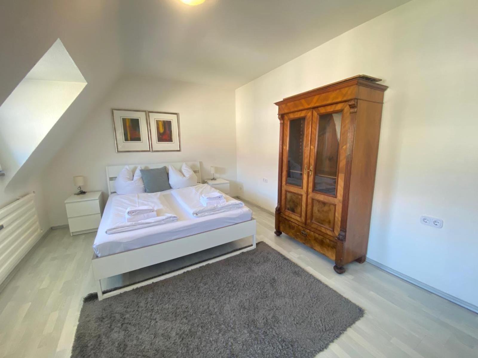 3-zimmer-wohnung Mit Terrasse Und 2 Schlafzimmern * Nuremberg