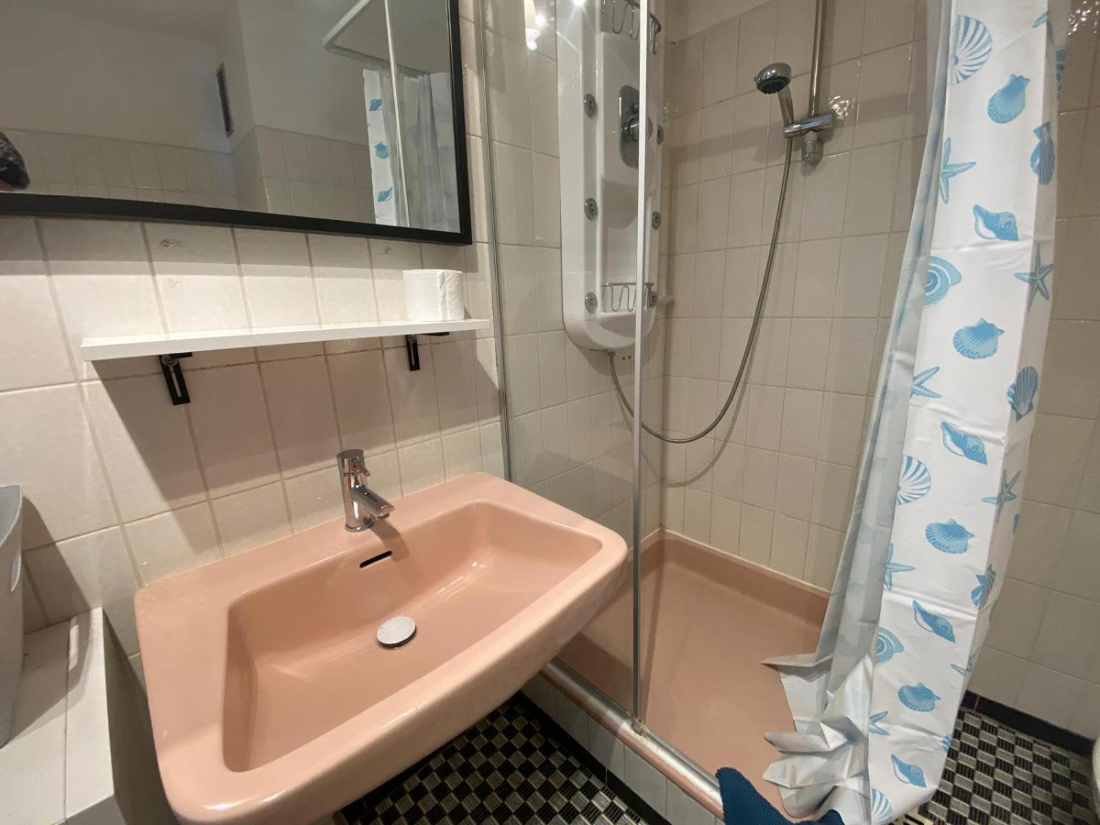 3-zimmer-wohnung Mit Terrasse Und 2 Schlafzimmern